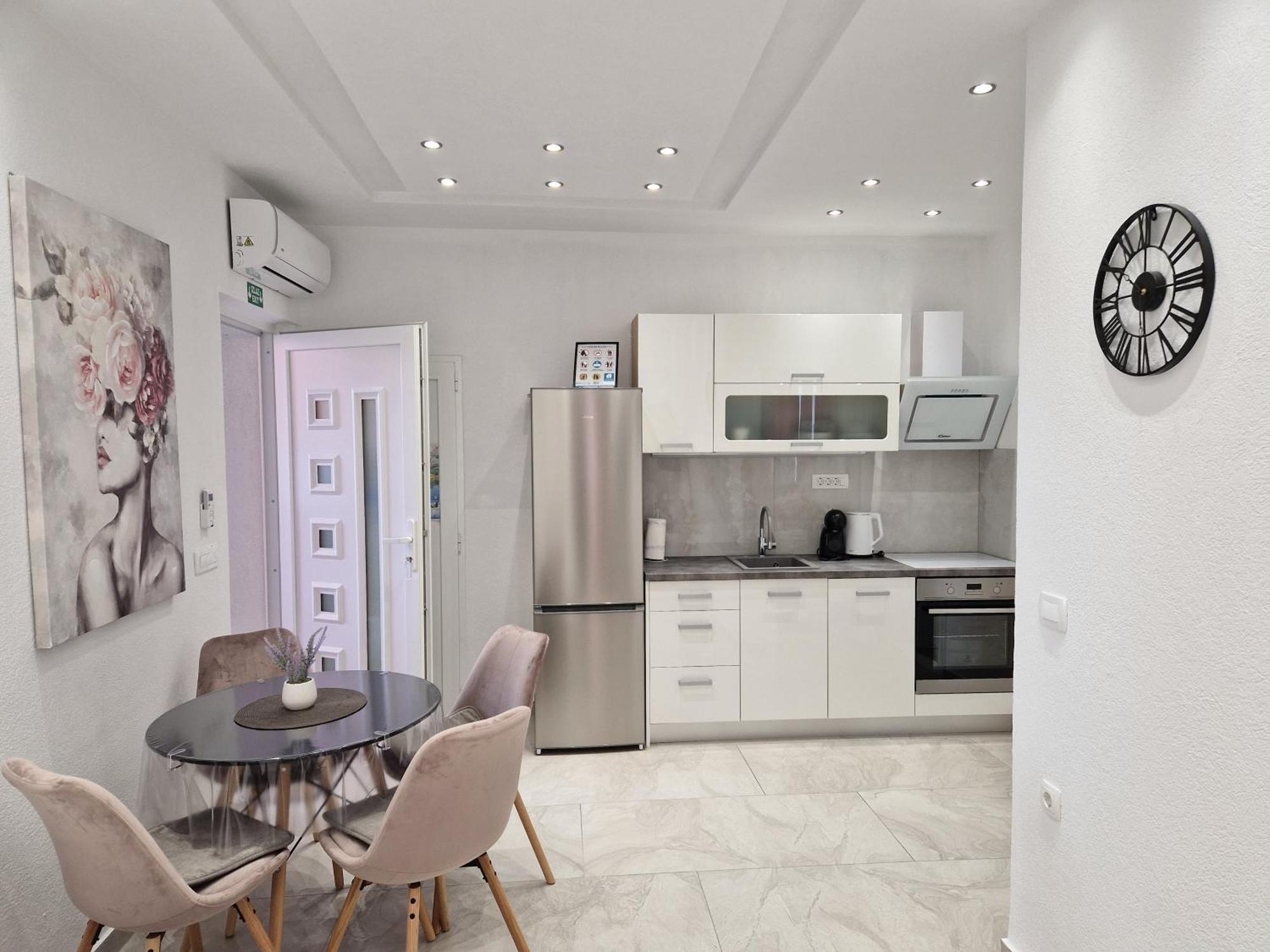 Apartmani Lavanda Centar Makarská Exteriér fotografie